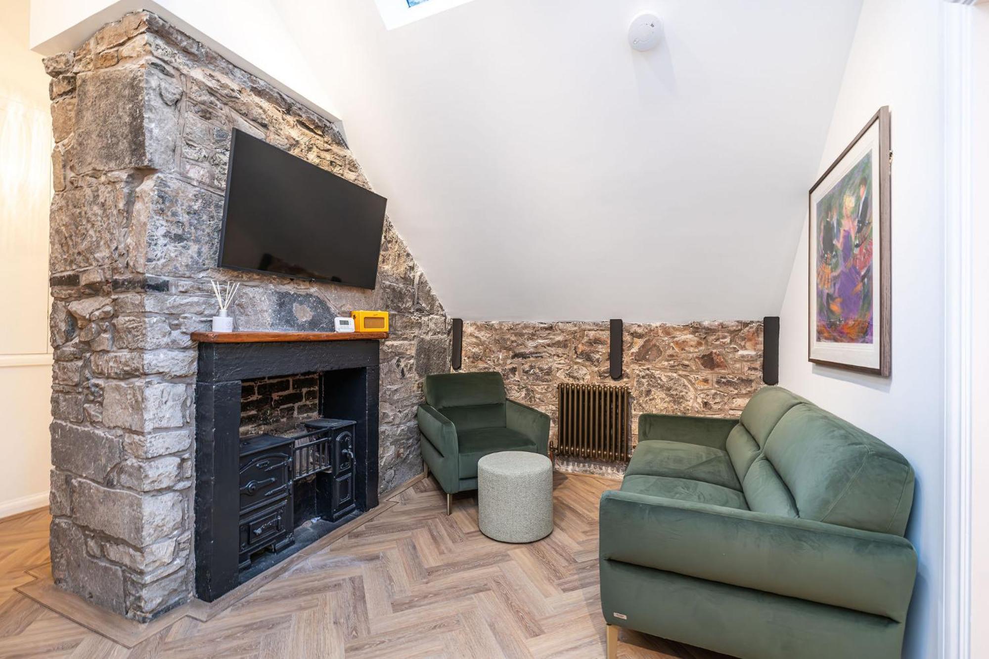 The Coach House Apartment Edinburgh Bagian luar foto