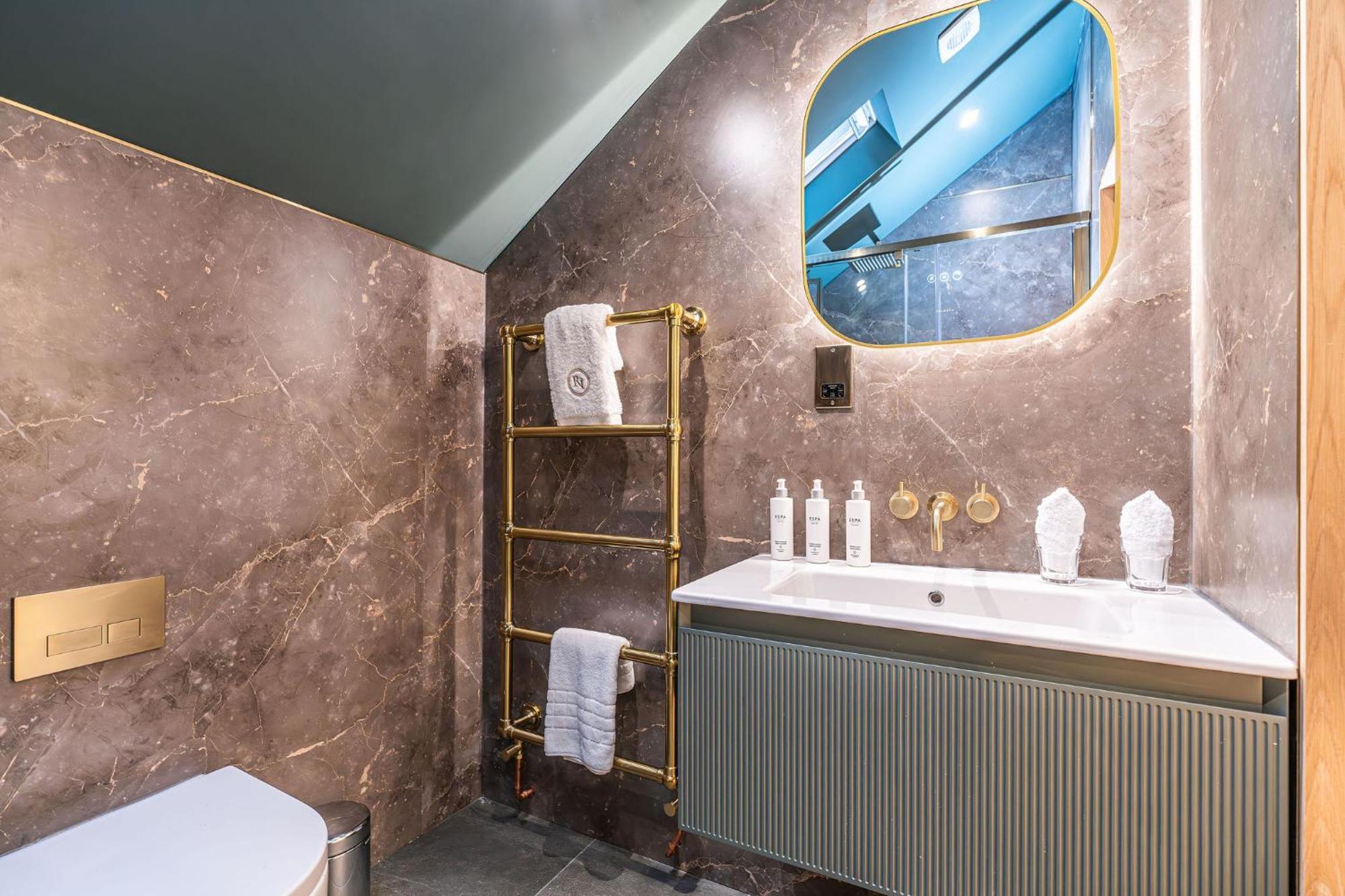 The Coach House Apartment Edinburgh Bagian luar foto
